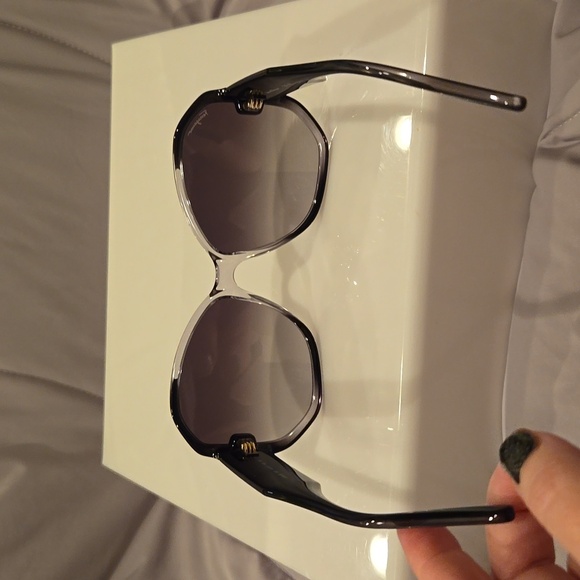 Ferragamo Oversized Gray Gradient Sunglasses brand new in box - Picture 9 of 15